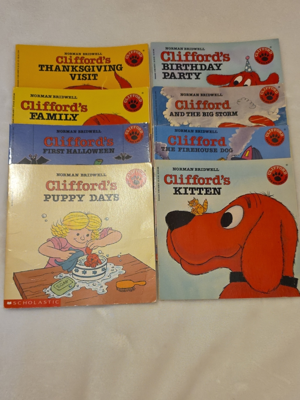 Clifford The Big Red Dog Lot Of 8 Paperback Books By Norman Bridwell